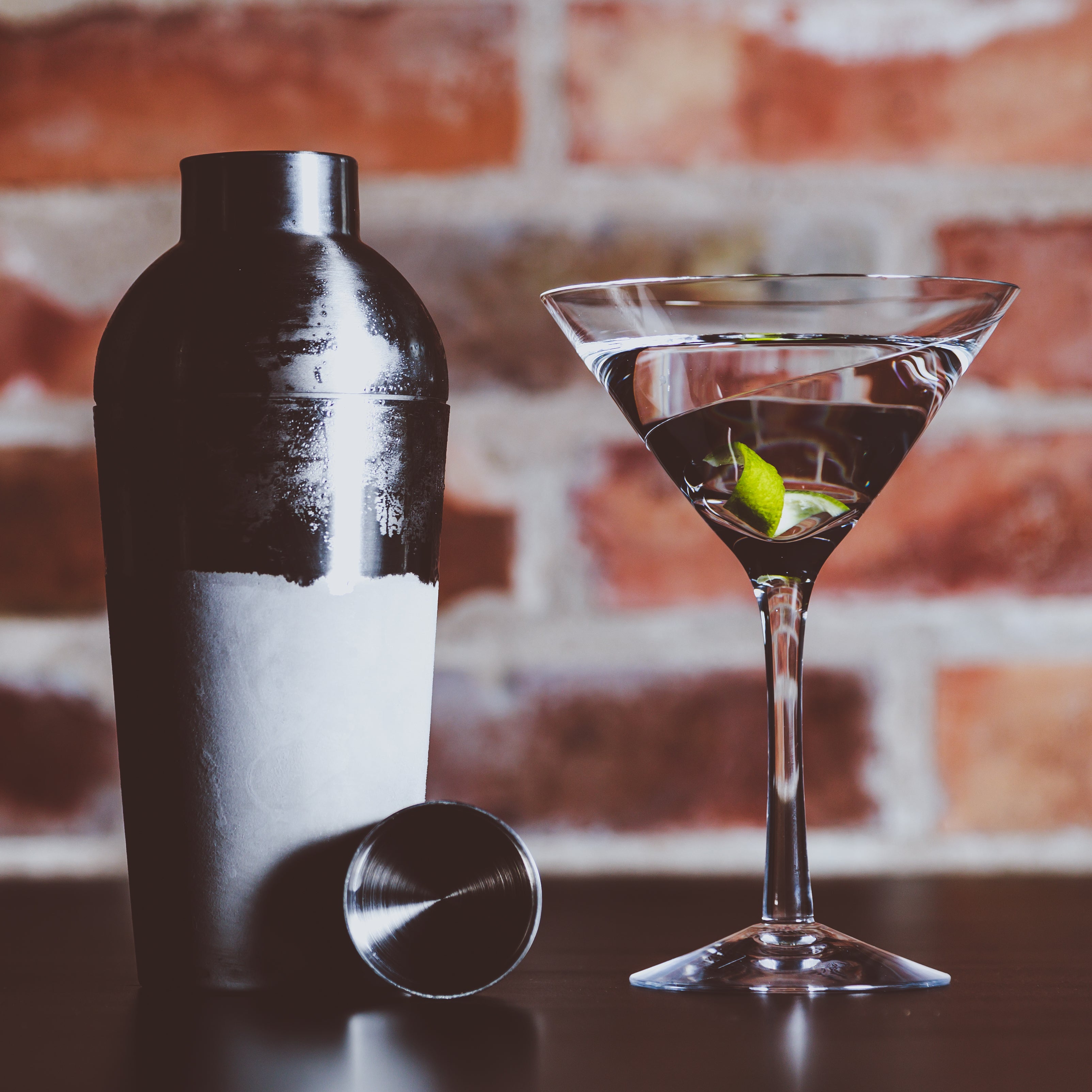 Dry Martini - varm (Canvastryck 80cm x 80cm)